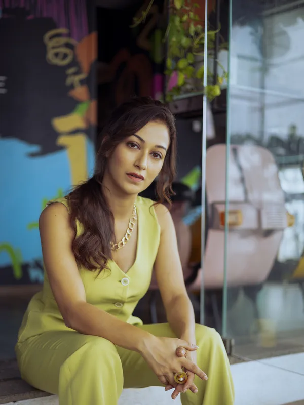Sunayna Fozdar in Jaey